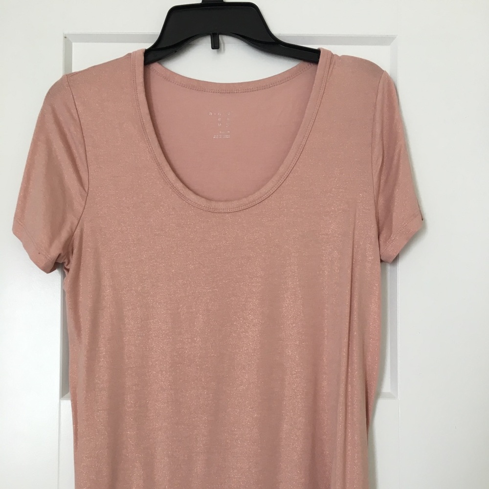 Pink shiny top